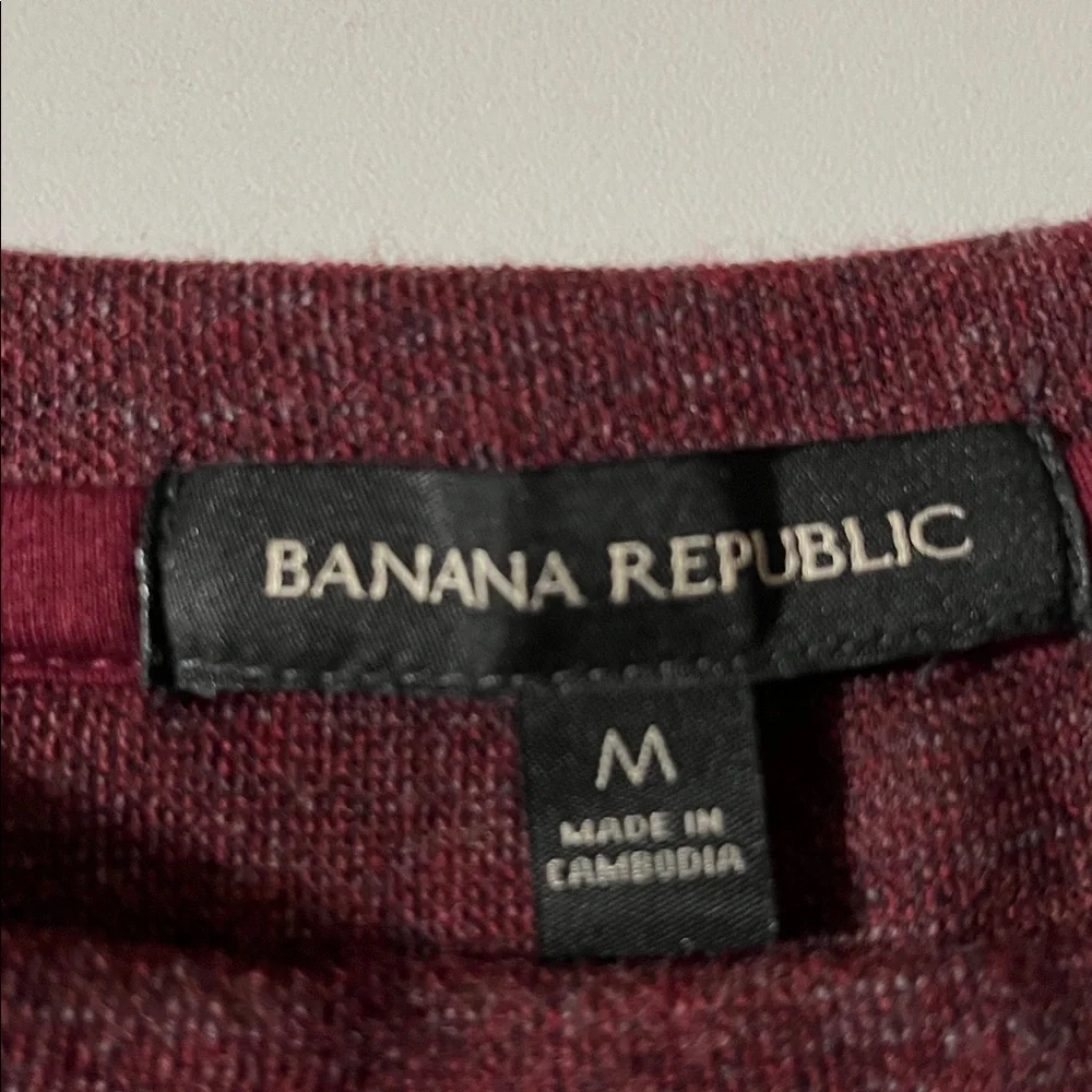 Banana Republic Burgundy Sweater
